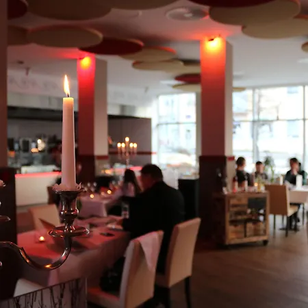 酒店 Mythenresort Heimdall 塔勒