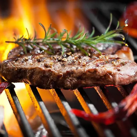 酒店 Mythenresort Heimdall 塔勒